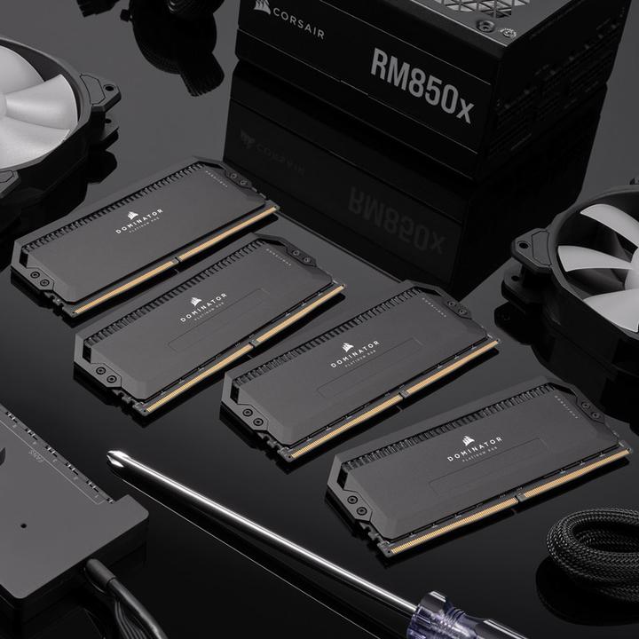 Produktbild Corsair Dominator Platinum RGB (2 x 32GB, 6400 MHz, DDR5-RAM, DIMM)