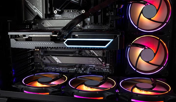 Actual product image Captiva Ultimate Gaming R89-356 Ryzen 7 RTX 5090 (AMD Ryzen 7 9800X3D, 32.77 GB, 2000 GB, GeForce RTX 5090)
