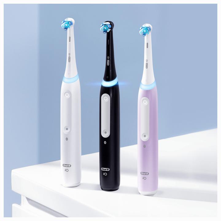 Actual product image Oral-B iO 4 (Oscillating toothbrush)