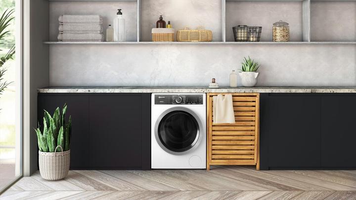 Actual product image Bauknecht B8W946WBCH (9 kg, Left)