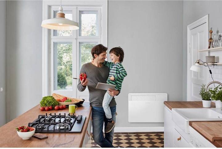 Actual product image Bosch Home Comfort HC4000-15 wall convector (1500 W)