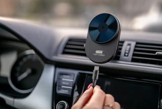 Actual product image Newell Newell-Autohalterung mit MagSafe S18-Induktionsladegerät