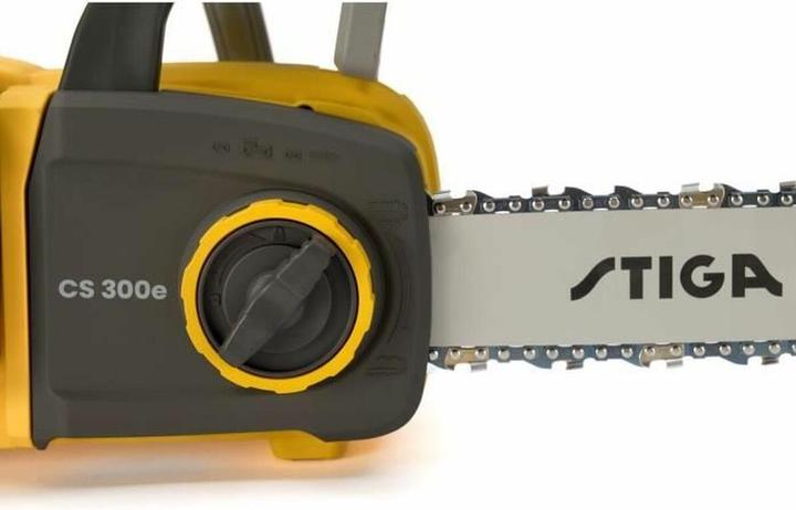 Actual product image Stiga CS 300e cordless chainsaw blade length 300mm (Battery chain saw)