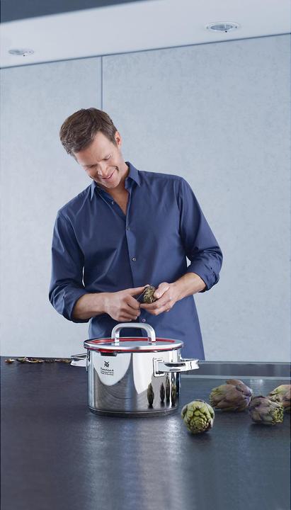 Produktbild WMF Kochtopf Bratentopf Induktion 20cm Glasdeckel 2,5l Function4 Edelstahl (20 cm, Bräter + Schmortopf, Edelstahl)