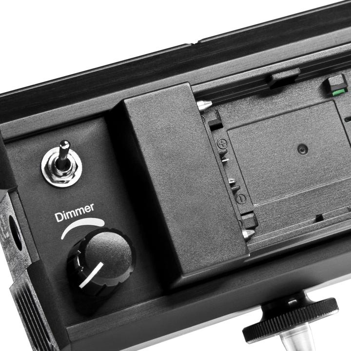 Produktbild Walimex pro pro Foto Video Leuchte 128 Daylight (Videoleuchte)
