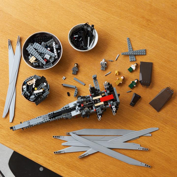 Actual product image LEGO Dune Atreides Royal Ornithopter (10327, LEGO Icons)