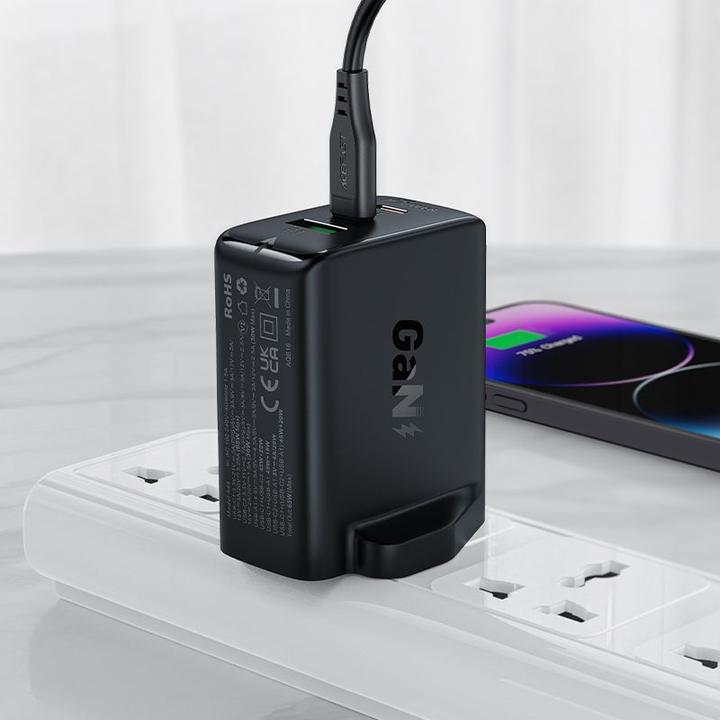 Produktbild Acefast charger GaN 65W 3 ports (1xUSB, 2xUSB C PD) UK plug black (A44) (65 W)