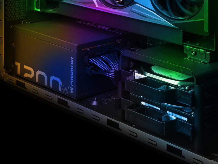 Image du produit Acer Predator Orion 7000 PO7-660 IU9K85814 gaming pc (64 Go, 2000 Go, GeForce RTX 5080)