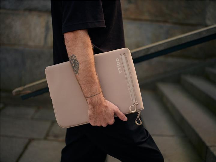 Produktbild Golla Laptop-Sleeve 15 Zoll, cream (15", Apple, HP, ASUS, Dell, Lenovo)