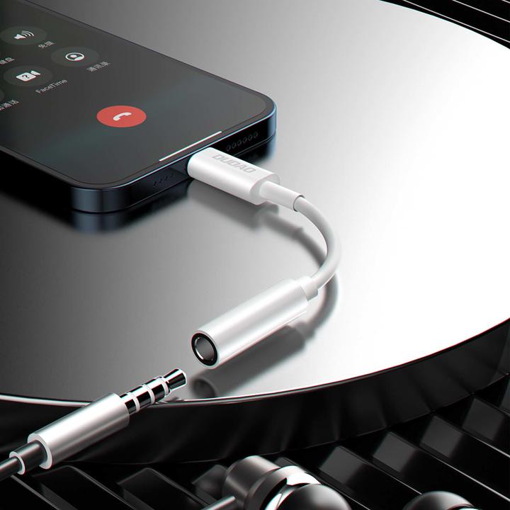 Actual product image Dudao Audio Adapter L16i Lightning to Mini Jack 3.5mm (white) (Lightning, 3.5mm jack)