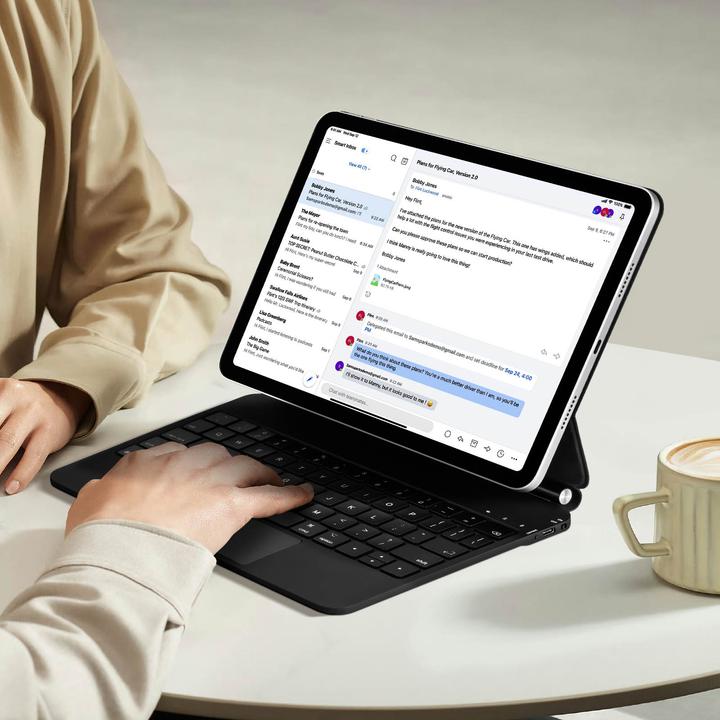 Actual product image Avizar Bluetooth QWERTY Keyboard Series (iPad Pro 12.9 2022 (6th Gen))