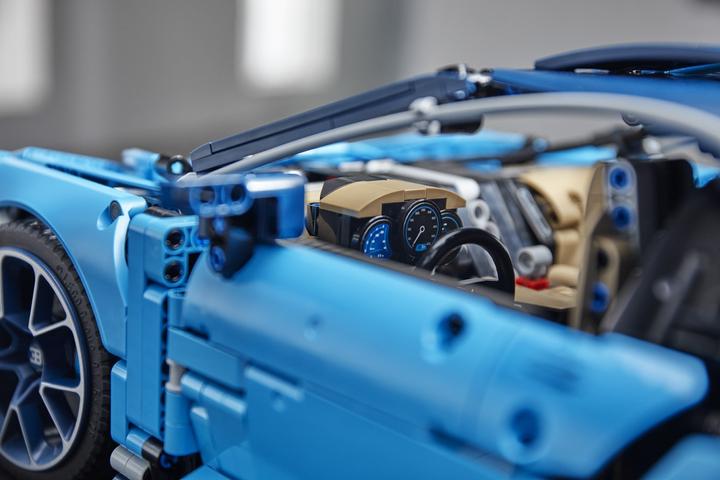Image du produit LEGO Bugatti Chiron (42083, LEGO Technic, LEGO difficiles à trouver)