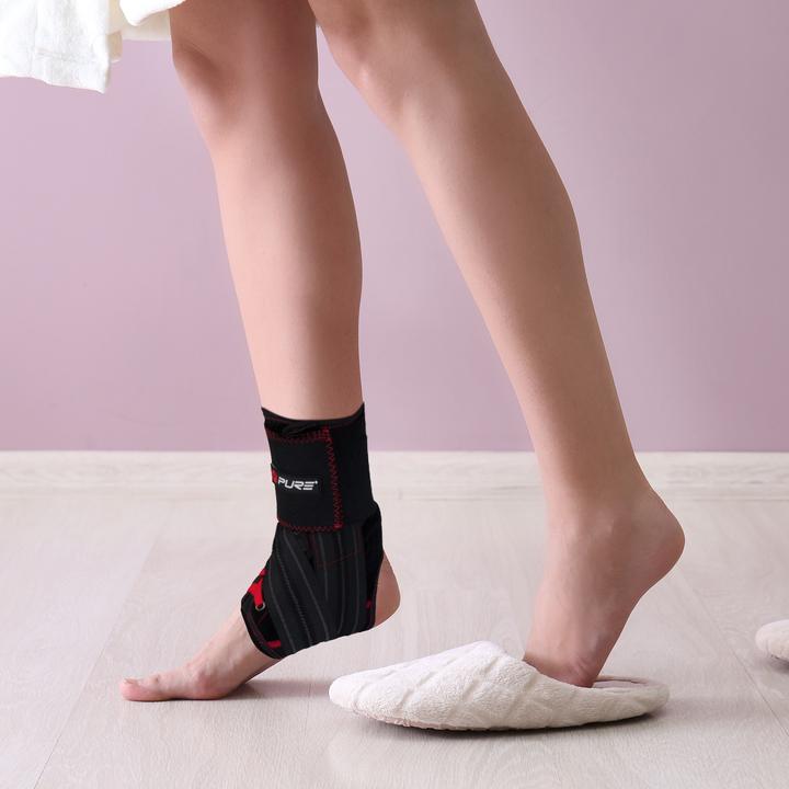 Produktbild Luxtri Sprunggelenkbandage zum Schnüren M/L Fussbandage Knöchel Sport Fussgelenk (M, L)