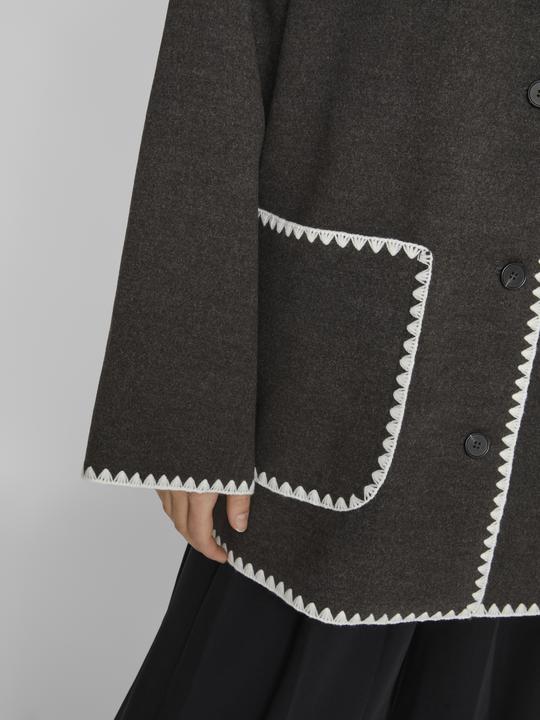 Produktbild Vila Detailreiche Jacke (40)