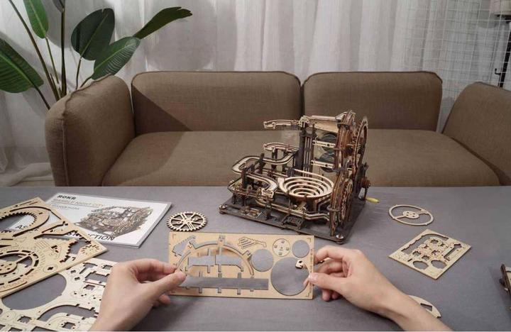 Produktbild Rokr Night City Kugelbahn - 3D Holzbausatz