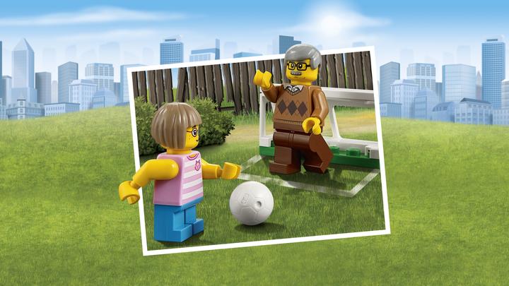 Actual product image LEGO City dwellers (60134, LEGO City)