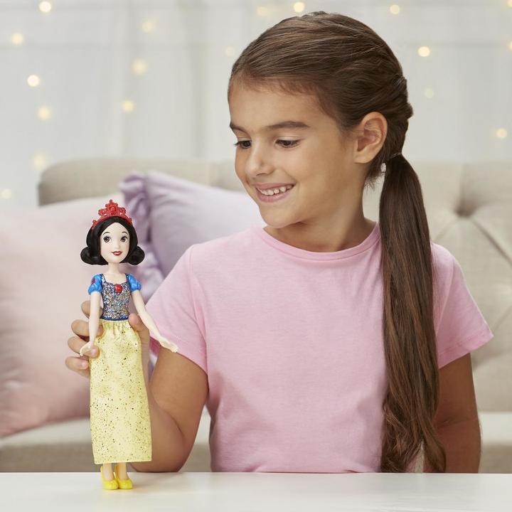 Actual product image Hasbro Snow White