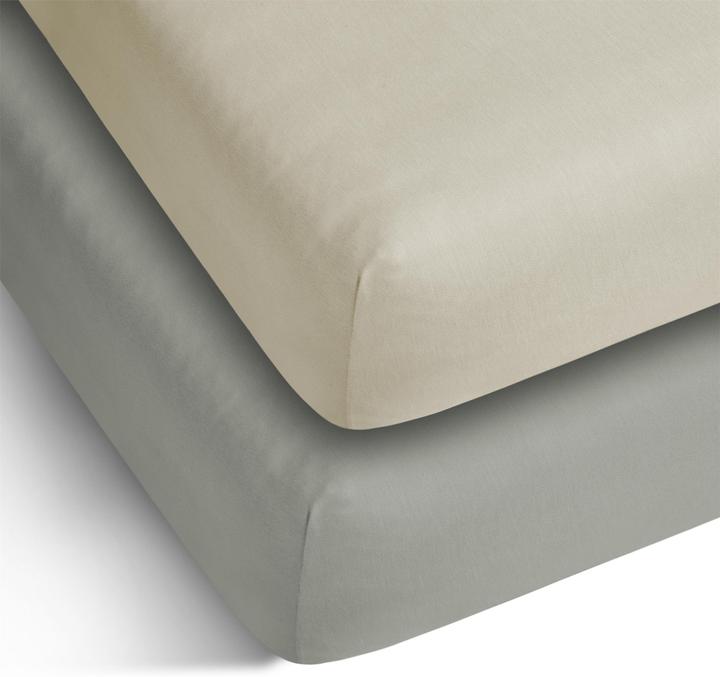 Light grey/beige
