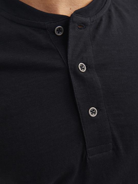 Immagine prodotto Jack & Jones T-shirt monocolore con colletto da nonno (M)