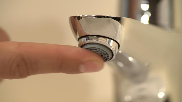 Produktbild hansgrohe Focus Einhebel-Waschtischarmatur 100 mit Zugstangen-Ablaufgarnitur