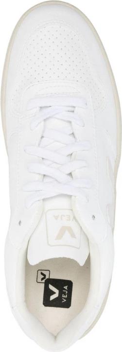 Actual product image Veja V-10 (37)