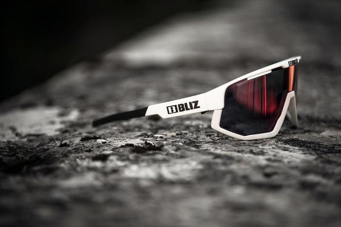 Produktbild Bliz Fusion (matt white, White, Black, Smoke w Red Multi)