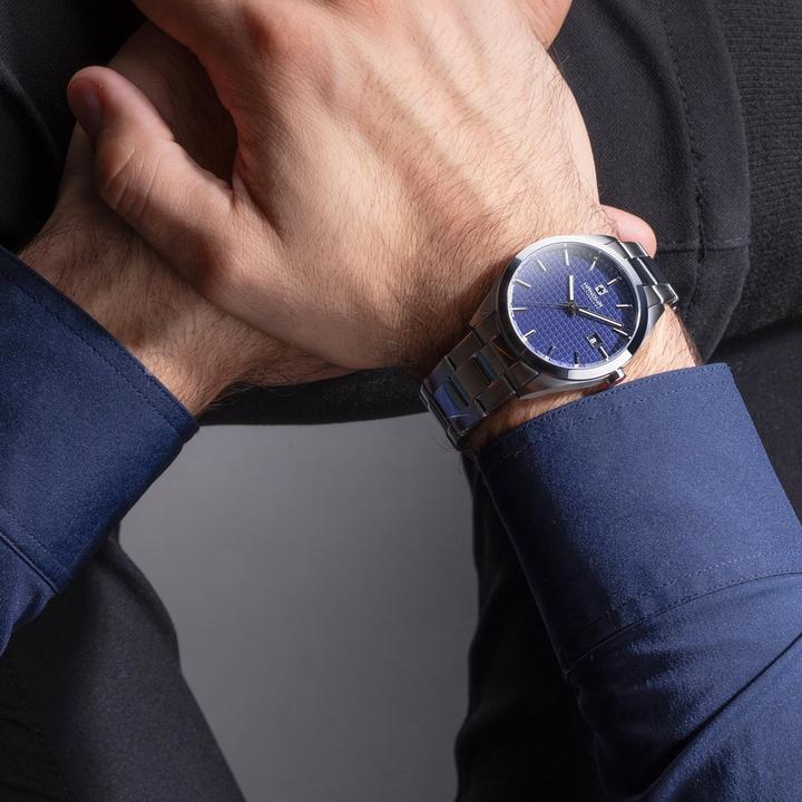 Actual product image Hanowa Emil (Analogue wristwatch, 44 mm)