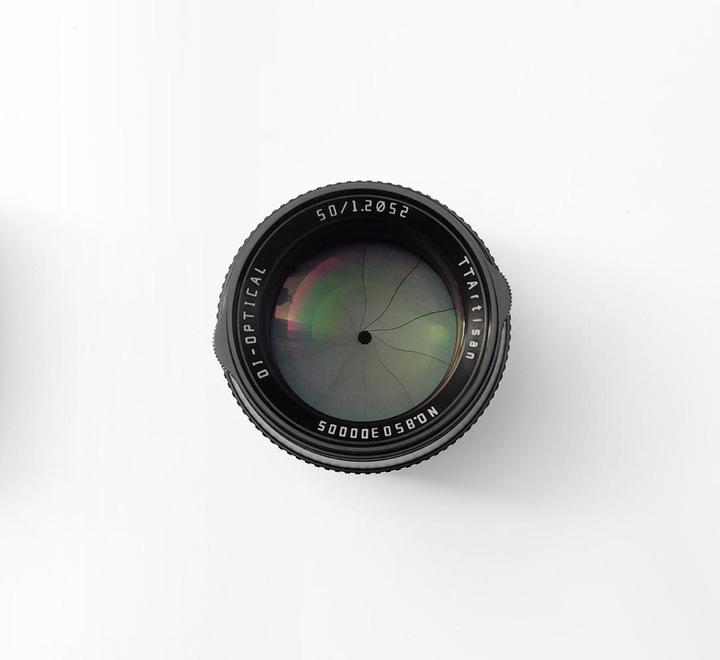 Image du produit TTArtisan 50mm f1.2 pour monture M43 (APS-C) (Micro Four Thirds, Micro Four Thirds)