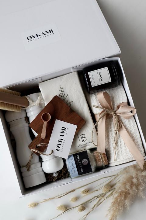 Actual product image Oykami Milan" kitchen gift box