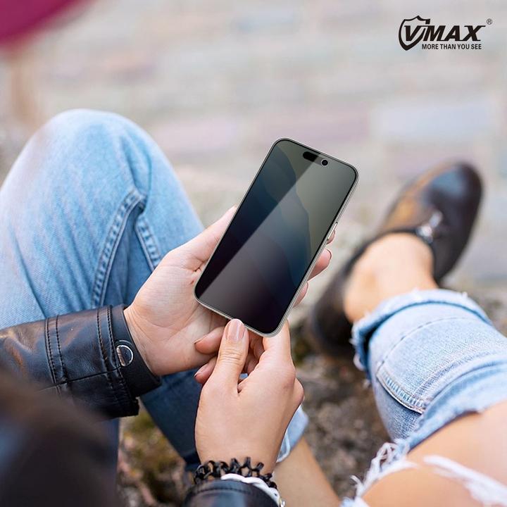 Produktbild Vmax gehärtetes Glas 0,33mm 2,5D hochklares Datenschutzglas für iPhone 16 Plus / 15 Plus 6,7" (1 Stück, Apple iPhone 16 Plus)