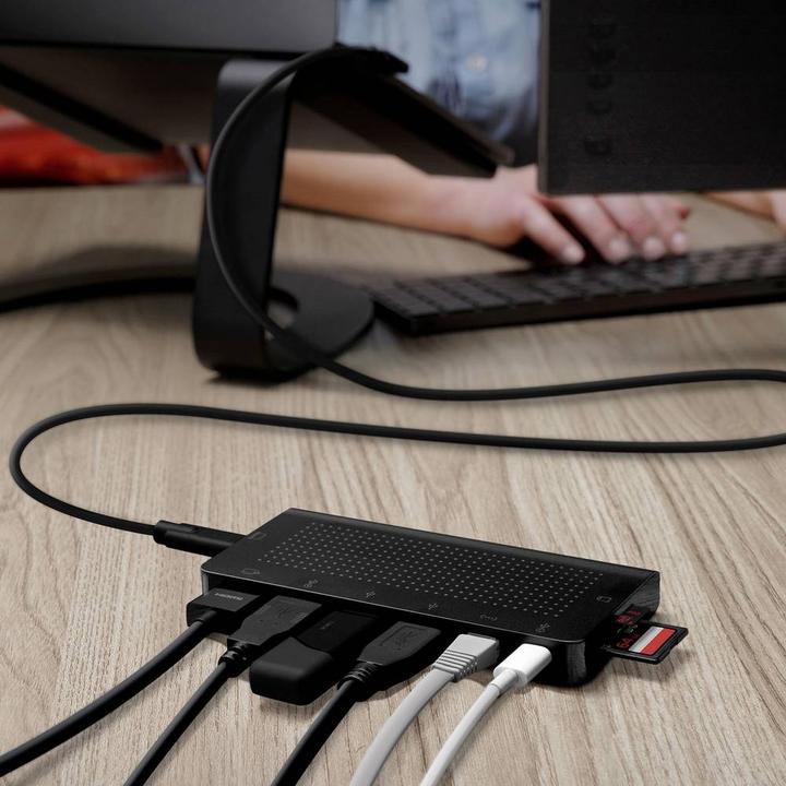 Actual product image TwelveSouth StayGo (USB-C, 8 Ports)
