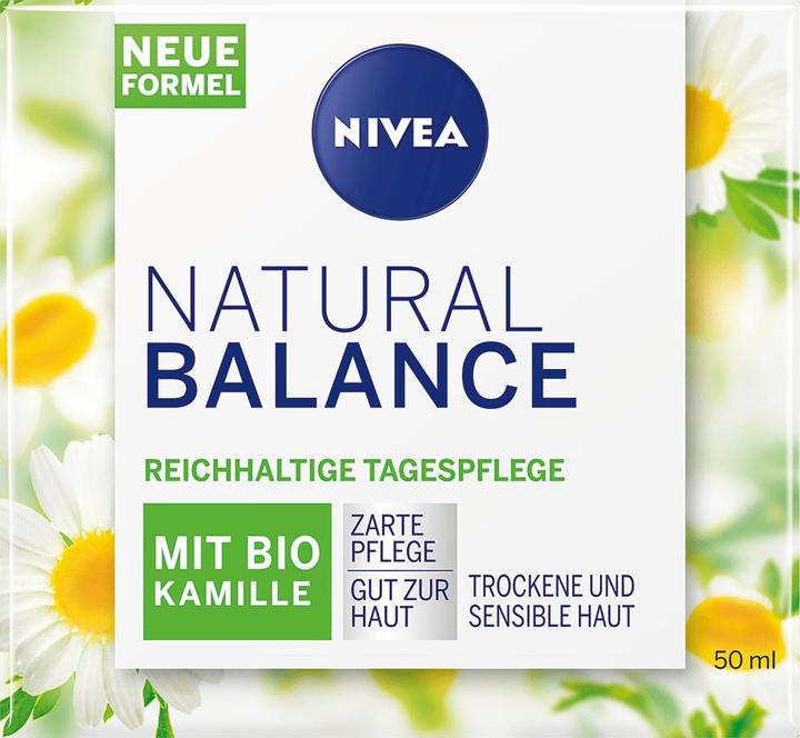 Actual product image NIVEA Moisturising cream with organic chamomile, jojoba oil and almond, for daytime, dry and sensitive