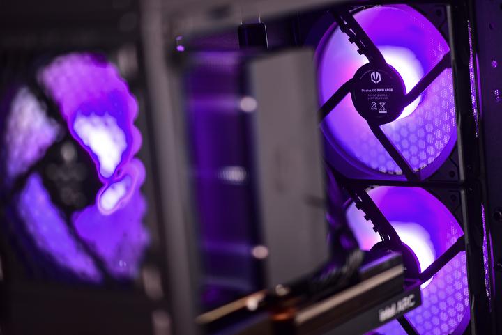 Actual product image Actina 5901443339281 PC Midi Tower AMD Ryzen™ 5 5600 DDR4-SDRAM SSD AMD Radeon RX 7700 XT Black (AMD Ryzen 5 5600, 32 GB, 1000 GB, Radeon RX 7700 XT)