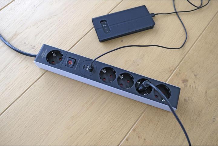 Immagine prodotto Brennenstuhl Presa multipla 5f con PD, SDL PD 05, 2xUSB, 1xUSB C (5 x, CEE 7/3, CEE 7/4, USB, CEE 7/16, 1.50 m)