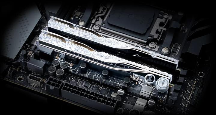 Immagine prodotto G.Skill TRIDENT Z5 ROYAL RGB DDR5 2X32GB 6000MHZ CL28 NEO F5-6000J2836G32GX2-TR5NS (2 x 32GB, 6000 MHz, RAM DDR5)