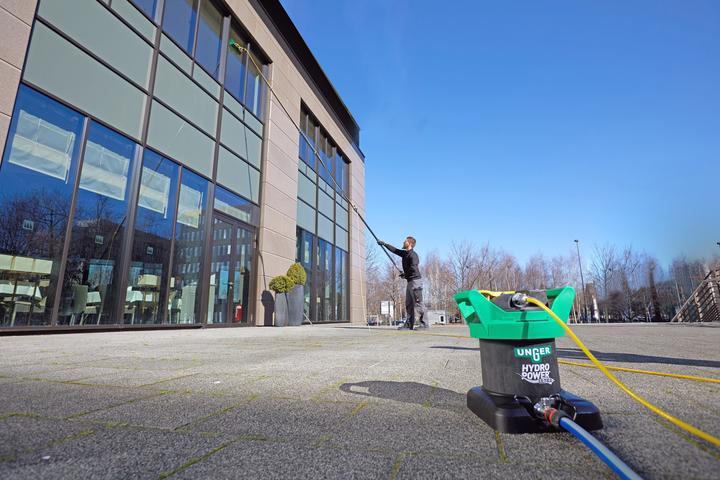 Actual product image Unger DIUK1 Clean water system HydroPower Ultra Set 6 m including resin bag, optimised & efficient