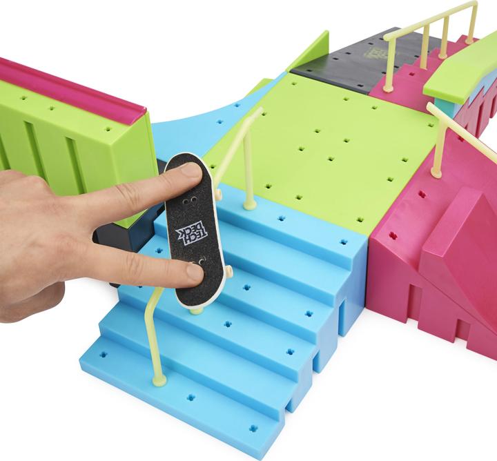 Actual product image NoName Tech Deck Neon Mega Ramp