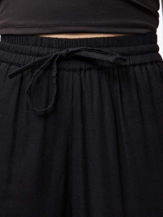 Actual product image Pieces PCPIA wide leg trousers (XS)