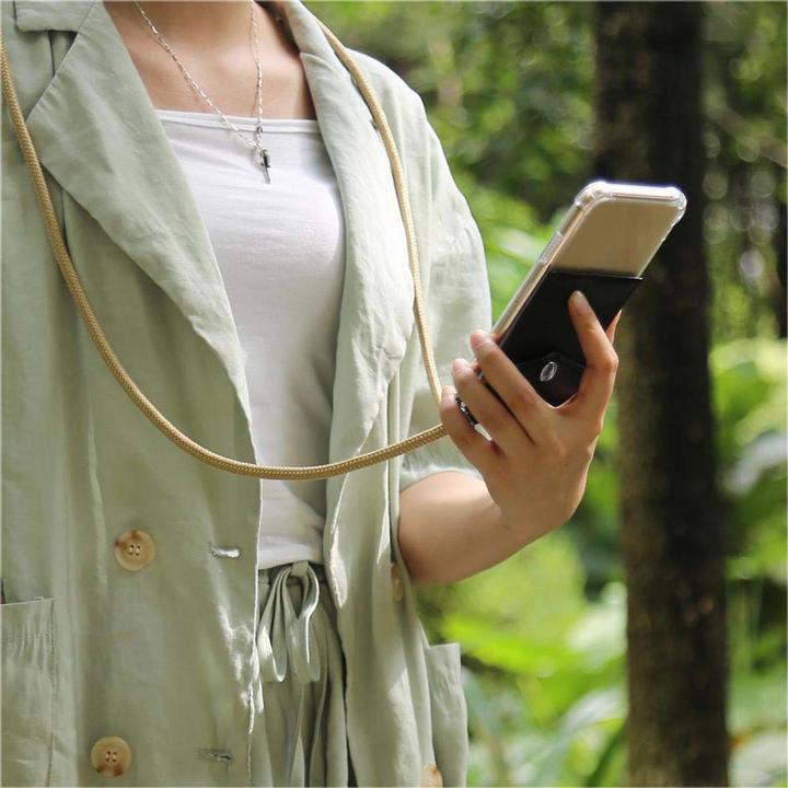 Image du produit Cadorabo TPU Chaîne de téléphone portable SILBER Cover