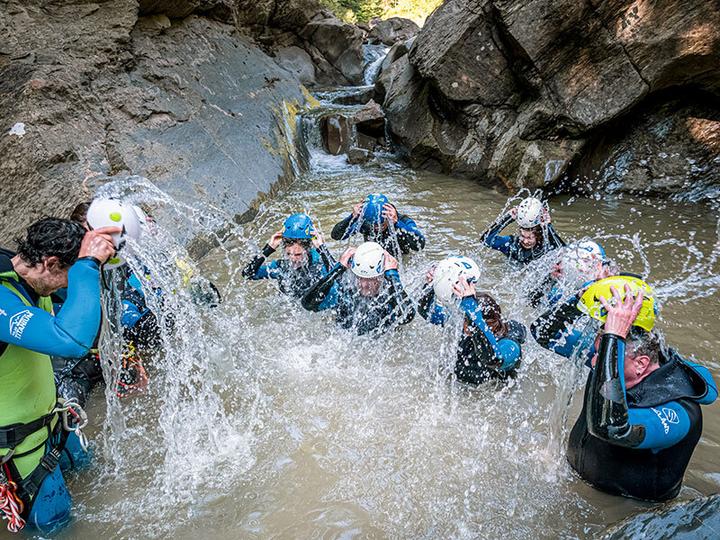 Actual product image Smartbox Canyoning in Ticino for the accros à l'adrénaline (2 pers.)