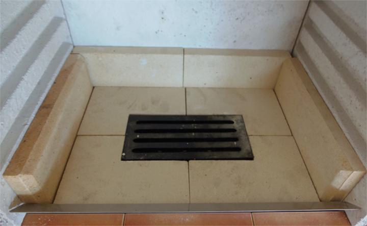 Actual product image Wellfire Fireclay brick set for barbecue fireplaces.