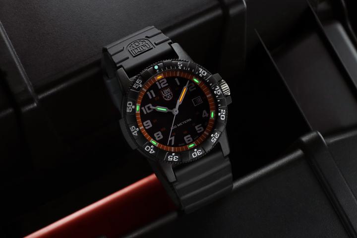 Image du produit Luminox Leatherback Sea Turtle Giant 0320 Series (Montre analogique, 44 mm)