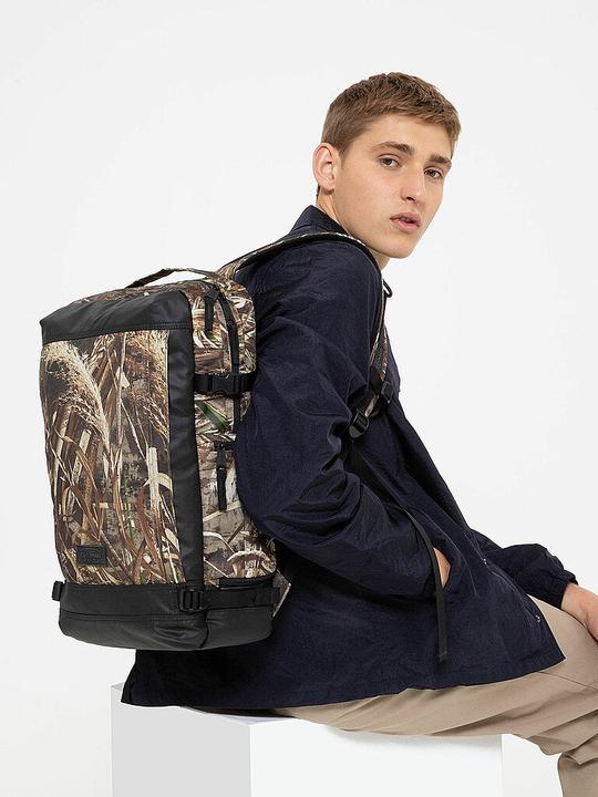 Actual product image Eastpak Tecum M Realtree Camo 19L (29 l)