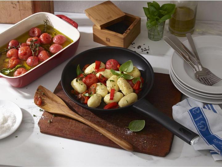 Actual product image Zwilling Madura Plus (28 cm, Frying pan, Cast aluminium)