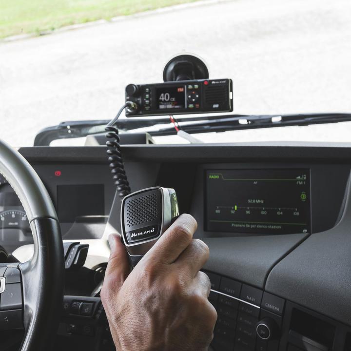 Immagine prodotto Midland M-88 Radio CB con schermo a colori, VOX