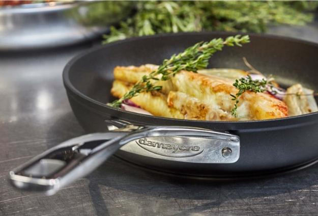 Immagine prodotto Demeyere Alu Pro padella antiaderente ø26 cm h:5.5cm (26 cm, Padella per friggere, Alluminio)
