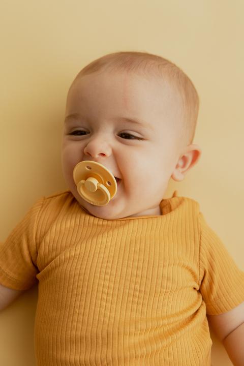 Produktbild Bibs Colour Latex Schnuller (symmetrisch, 0-6 Monate), Ivory & Blush (2 x, bis 6 Monate)