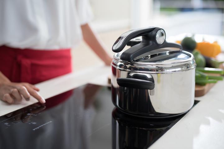 Actual product image Lagostina Pressure cooker Mia, 22 cm, 5 L (22 cm, Steam cooker, Stainless steel)