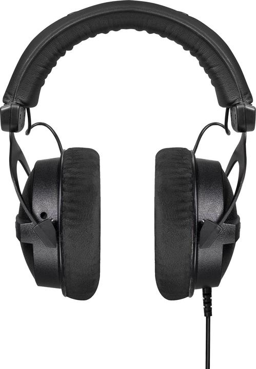 Actual product image Beyerdynamic DT 770 Pro Black Limited Edition (No noise cancelling, Cable)