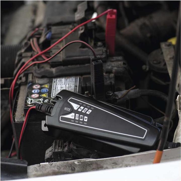 Produktbild Emos Autobatterie-Ladegerät 6/12V 4A (12V, 6V, 4 A)